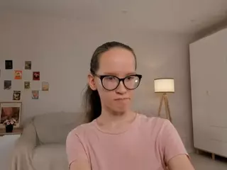 LynetteBails's Live Sex Cam Show