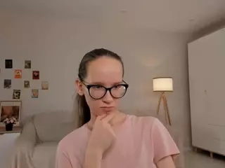 LynetteBails's Live Sex Cam Show