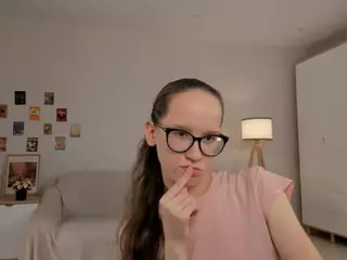 LynetteBails's Live Sex Cam Show