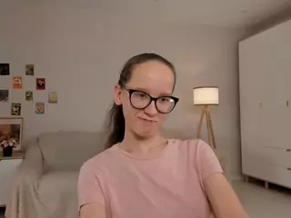 LynetteBails's Live Sex Cam Show