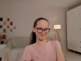 LynetteBails's Live Sex Cam Show