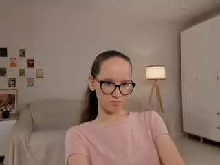 LynetteBails's Live Sex Cam Show