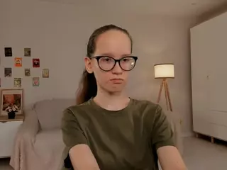 LynetteBails's Live Sex Cam Show