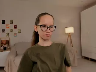 LynetteBails's Live Sex Cam Show