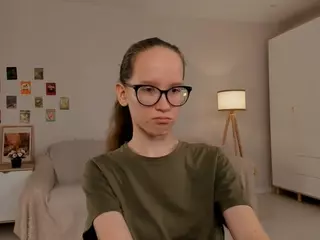 LynetteBails's Live Sex Cam Show