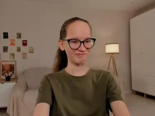 LynetteBails's Live Sex Cam Show