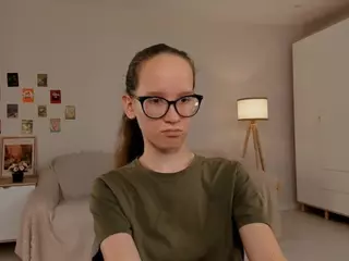 LynetteBails's Live Sex Cam Show