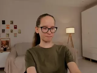 LynetteBails's Live Sex Cam Show