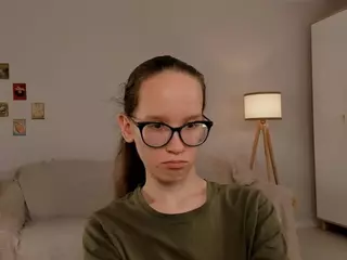 LynetteBails's Live Sex Cam Show