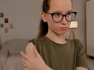 LynetteBails's Live Sex Cam Show