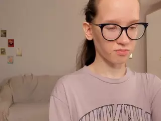LynetteBails's Live Sex Cam Show