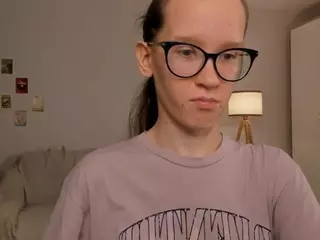 LynetteBails's Live Sex Cam Show