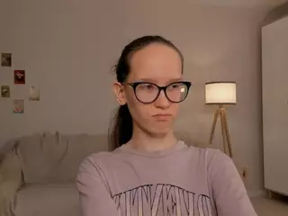 LynetteBails's Live Sex Cam Show