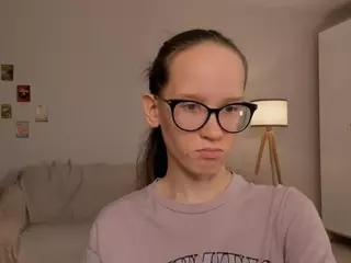 LynetteBails's Live Sex Cam Show