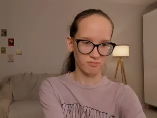 LynetteBails's Live Sex Cam Show