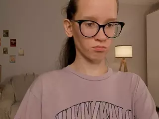 LynetteBails's Live Sex Cam Show