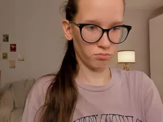 LynetteBails's Live Sex Cam Show