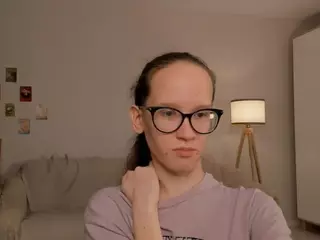 LynetteBails's Live Sex Cam Show