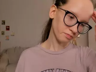 LynetteBails's Live Sex Cam Show