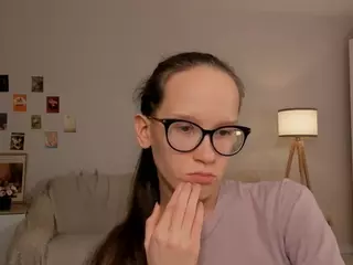 LynetteBails's Live Sex Cam Show