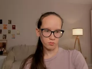 LynetteBails's Live Sex Cam Show