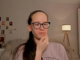 LynetteBails's Live Sex Cam Show