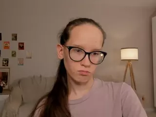 LynetteBails's Live Sex Cam Show