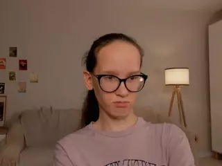 LynetteBails's Live Sex Cam Show