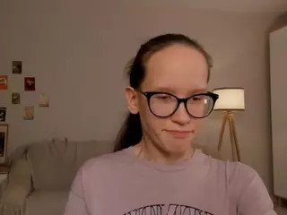 LynetteBails's Live Sex Cam Show