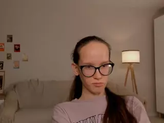 LynetteBails's Live Sex Cam Show