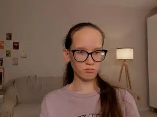 LynetteBails's Live Sex Cam Show