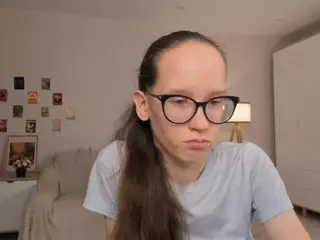 LynetteBails's Live Sex Cam Show