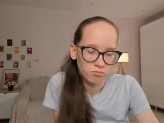 LynetteBails's Live Sex Cam Show