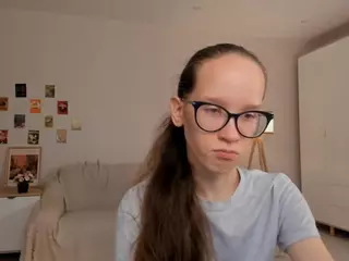 LynetteBails's Live Sex Cam Show