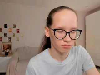 LynetteBails's Live Sex Cam Show