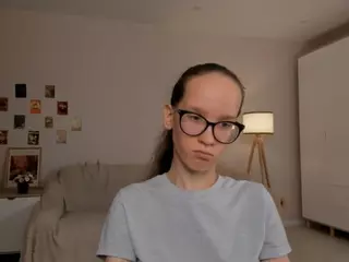 LynetteBails's Live Sex Cam Show