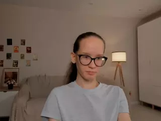 LynetteBails's Live Sex Cam Show