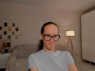 LynetteBails's Live Sex Cam Show