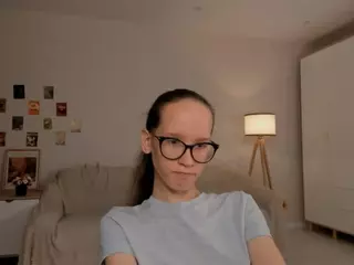 LynetteBails's Live Sex Cam Show