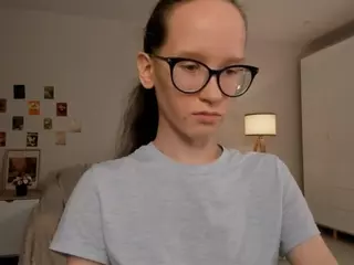LynetteBails's Live Sex Cam Show
