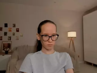 LynetteBails's Live Sex Cam Show