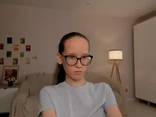 LynetteBails's Live Sex Cam Show