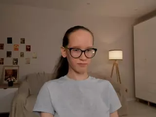 LynetteBails's Live Sex Cam Show