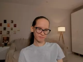 LynetteBails's Live Sex Cam Show
