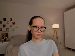 LynetteBails's Live Sex Cam Show