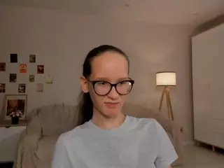 LynetteBails's Live Sex Cam Show