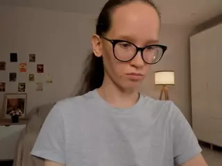 LynetteBails's Live Sex Cam Show