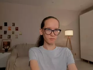 LynetteBails's Live Sex Cam Show