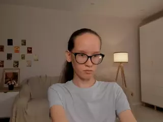 LynetteBails's Live Sex Cam Show