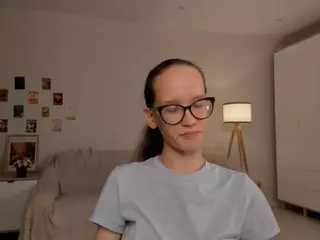 LynetteBails's Live Sex Cam Show
